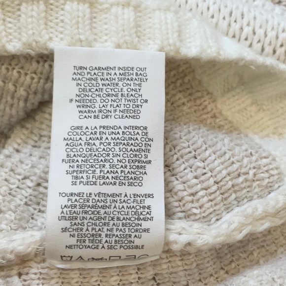 Cabi Lotus pullover #5828 small - Picture 5 of 6